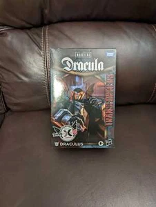 New TRANSFORMERS COLLABORATIVE UNIVERSAL MONSTERS DRACULA MASH-UP,DRACULUS - Picture 1 of 5