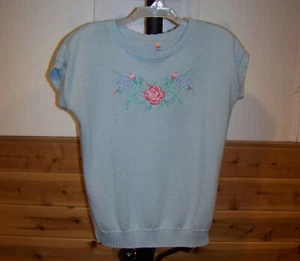 WOMENS VTG (90's) LIGHT BLUE SWEATER (TAG SIZE: MEDIUM) (ACTUAL: LRG or XL?) - Picture 1 of 5