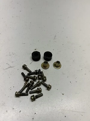 1990 90 Yamaha RT180 RT 180 rt OEM LOTE pernos herrajes caja de aire tornillos montaje de goma Foto 1 de 4