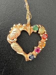 Vtg Black Hills Gold 10k Heart Six Gemstone Leaves Pendant Necklace 3.2 Grams - Picture 1 of 5