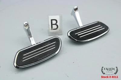 Harley Street Glide 2006 estribo trasero trasero y juego de soportes de montaje Streamliner Foto 1 de 4