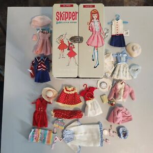Vintage 1964 LOT Barbie's Little Sister Skipper Skooter Storage Case & Clothes