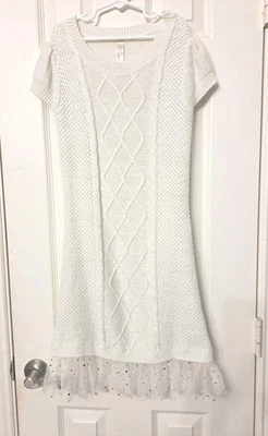 Vestido suéter para niñas de Cherokee hermosos detalles y plateado brillante talla grande  Foto 1 de 4