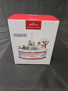 2023 Hallmark Keepsake Peanuts Christmastime is Here Ornamento Musical Snoopy Nuevo - Imagen 1 de 6
