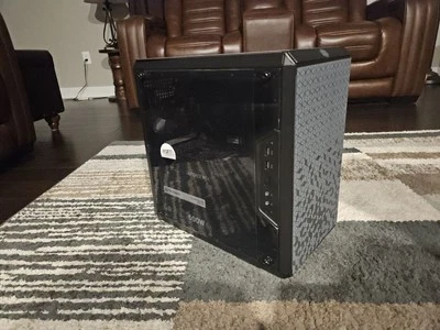 Gaming Computer - Image 1 of 4