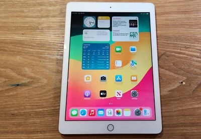 Apple iPad 6th Gen A1954 32GB Wi-Fi + Cellular Gold Verizon Clean IMEI BH = 100% - Image 1 of 4