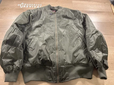 Chaqueta Yoki verde oliva para hombre talla M Foto 1 de 4