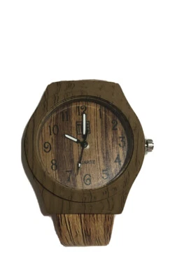 Wood design Watch - image 1 of 4
