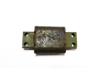 JOHNSON-EVINRUDE V4 RUBBER MOUNT 0384472 - Picture 1 of 2