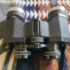Vintage Bell And Howell Binoculars With Strap 8 X 40 Extra Wide Angle Optics - Picture 1 of 11