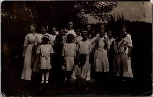 1914 RPPC POSTCARD Family Posted Garner Iowa JE21 - Picture 1 of 2
