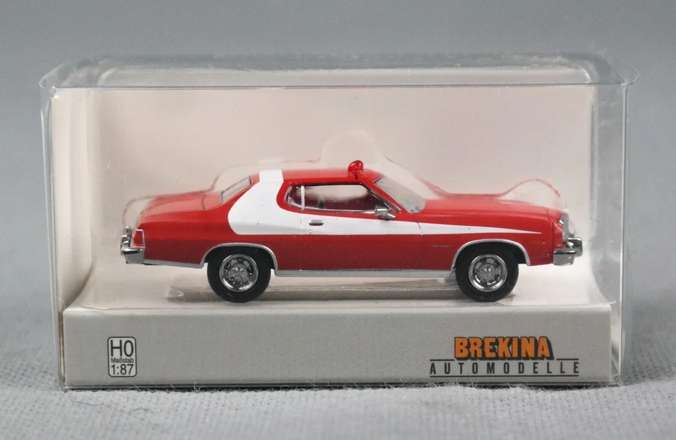 Brekina 19729 Ford Gran Torino rot / weiss 1976 mit Aufsetzleuchte H0