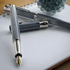 Waldmann Tango Imagination Füllfederhalter in Saphir - 18kt Gold Breitspitze NEU - Bild 1 von 2