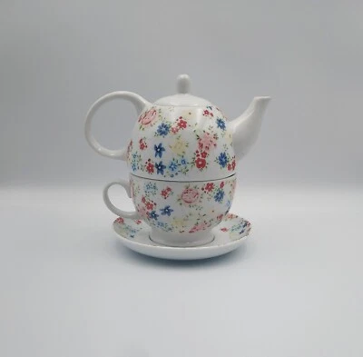 Ceramic Tea For One Set - Teapot, Cup and Saucer - AG Retail cards import. VGC. - Image 1 of 4