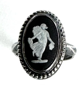 c1960 Sterlingsilber Wedgwood Jaspis mystische geflügelte Fee Ring schwarz Größe 5,5 - Bild 1 von 10