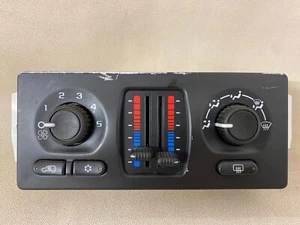 2004 Silverado 1500 Temperature Climate Control Manual CJ3 with Defrost 21997352 - Picture 1 of 10