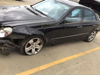 (LOCAL PICKUP ONLY) Passenger Rear Side Door 211 Type Sedan E320 Fits 03-09 MERC Foto 1 de 4