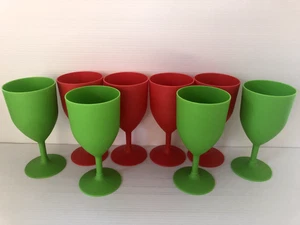 Plastic Wine Glass Goblet Cocktail Cups Red Green 6 Piece Christmas Party Picnic - Picture 1 of 9