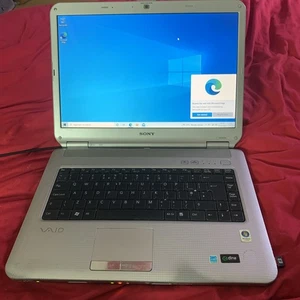 Sony Vaio PCG-7144M 15.4" Screen Pentium Windows 10 3gb RAM Laptop PC Computer - Imagen 1 de 13