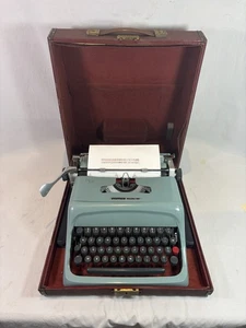 Schreibmaschine OLIVETTI Studio 44 überholt + gereinigt + Band neu 70er Jahre - Bild 1 von 13
