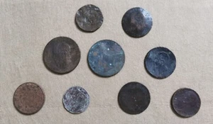 Lotto 9 monete Italia regno ? in condizioni pessime e illegibili come da foto - Imagen 1 de 10