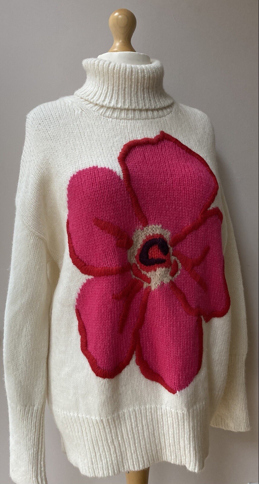 Floral Intarsia Sweater In French Cream 
