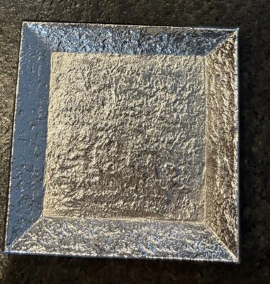 Plato cuadrado pequeño Block by Michael Aram (placa de níquel) Foto 1 de 4