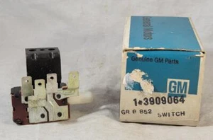 Vintage NOS OEM 1968 Chevy Chevelle A/C Switch GM 3909064 - Picture 1 of 5