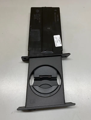 Suporte para bebidas BMW - 51-45-7-063-181 - Para BMW 525i, 525xi, 528i e mais - Imagem 1 de 4