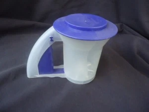 Tupperware sift n stor 3347 flour sifter and 1 lid - Picture 1 of 4