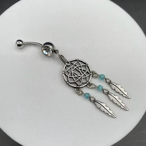 Anillo ombligo atrapasueños tono plateado con plumas ombligo boho - Imagen 1 de 8