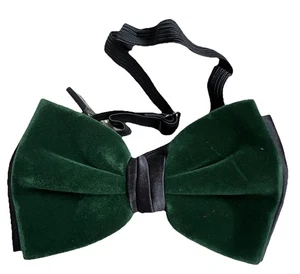 Velvet Bow Tie For Men Color: Green / Black - Picture 1 of 3