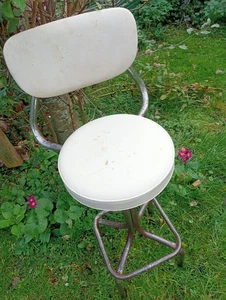Original industrial mid century robust factory/studio stool - Picture 1 of 3