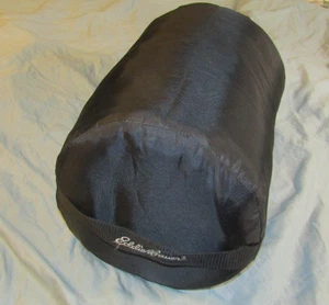 Vintage Eddie Bauer ,COLOR- Black & Burgandy Sleeping Bag Full Zipper 34 x 93” ? - Picture 1 of 8