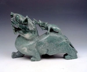 Solid Heavy Stone Hand Carved Large Sculpture Talisman Monster Pi-Xiu w/ Baby #A - Picture 1 of 1