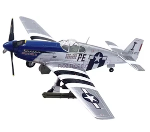 Modelo fácil Segunda Guerra Mundial EE. UU. P-51B Mustang as John F. Thornell Jr avión modelo 1/72 - Imagen 1 de 9