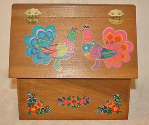 De colección retro caja de recetas para casa de pájaros flores pavos reales calcomanía hecha a mano genial hippie - Imagen 1 de 12