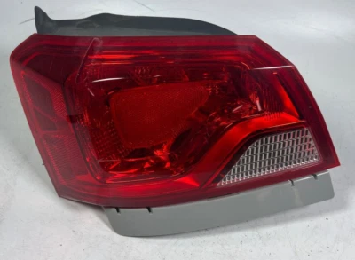 Левый задний фонарь в сборе для Chevrolet Impala 2014-2020 годов выпуска - Изображение 1 из 4