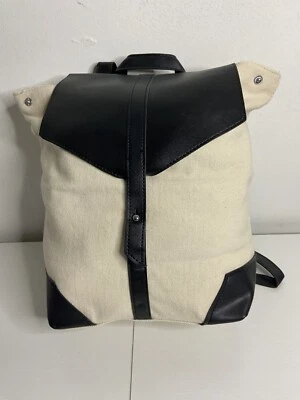 DEUX LUX Demi Mochila Marfil Lona Negro Cuero Vegano Borde Bolso de Viaje con Cubierta Foto 1 de 4