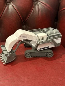 Siku 1798 Liebherr R9800 Mining Excavator 1:87 Diecast Toy - Picture 1 of 11