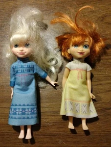 Disney Frozen 2 Arendelle Royal Family Mini Puppen nur 6 Zoll Anna & Elsa Menge 2 - Bild 1 von 5
