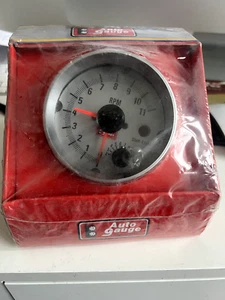 Autogauge 85mm RPM Tachometer Gauge 0-11000 Shift Light New Boxed - Picture 1 of 1
