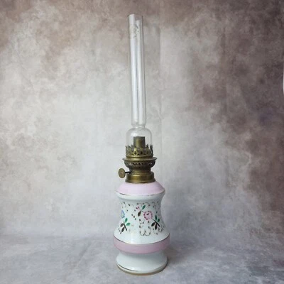 Lampe À Huile Ancienne – Décor Rose Et Fleurs – avec Verre Haut - Photo 1/4