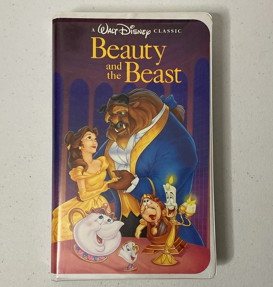 **RARE** **MISPRINT** Beauty and The Beast (VHS, 1992, Black Diamond Classic) - Image 1 of 4