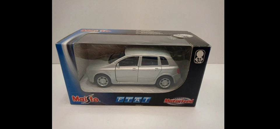 FIAT STILO 1:43 Vintage mai giocata - Immagine 1 di 1
