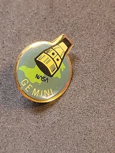 Vintage Gemini NASA Space Shuttle Lapel Pin - Picture 1 of 2