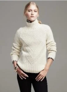 Banana Republic Vintage Cream Merino Alpaca Wool Turtleneck Sweater Size Medium - Picture 1 of 11