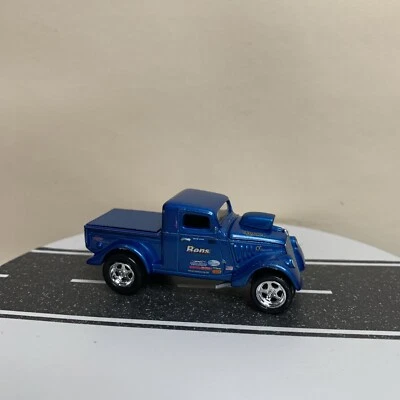 Johnny Lightning Willys Gassers II Monte Grubb's 1933 Willys 拾音器蓝色 1: 64 近乎完好 — 第 1/4 张图片
