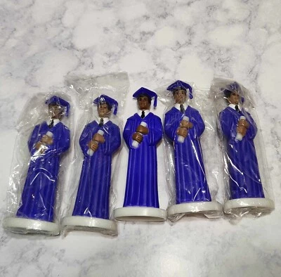 (5) Lote de Estatuilla de Graduado Masculino Marrón De Colección / Decoración de Pasteles / Bata Azul Púrpura Foto 1 de 2