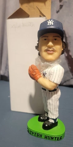 Jim "Catfish" Hunter NY Yankees Bobble head- SGA - May 4th, 2003 - Clippers Cover